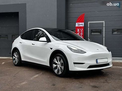 Tesla Model Y 2021 - фото 11