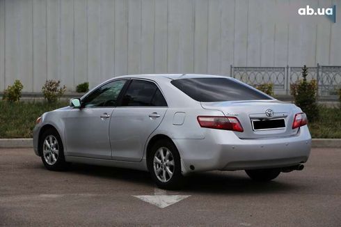 Toyota Camry 2008 - фото 5