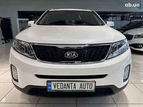 Kia Sorento 2012 - фото 2