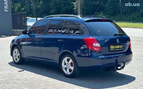 Skoda Fabia 2011 - фото 4