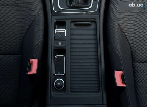 Volkswagen e-Golf 2018 - фото 27