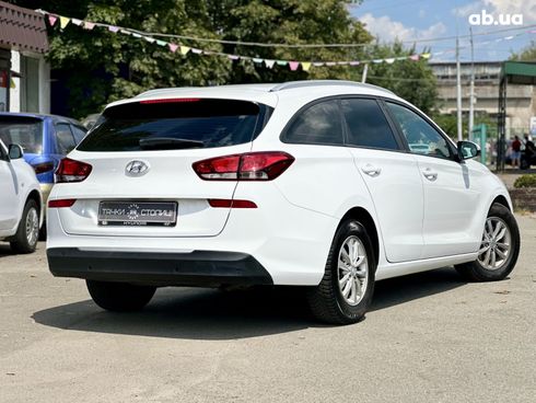 Hyundai i30 2017 белый - фото 5