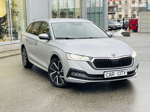 Skoda Octavia 2020 - фото 8