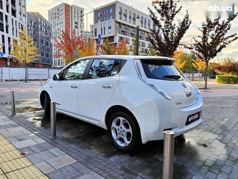 Nissan Leaf 2014 - фото 11