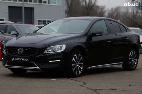 Volvo S60 2017 - фото 3