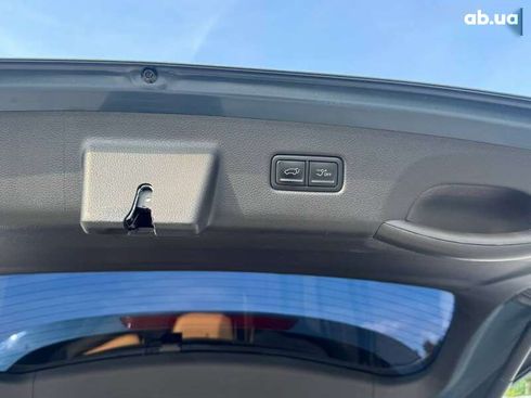 Kia Carnival 2021 - фото 10