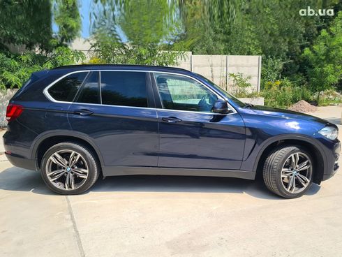 BMW X5 2015 синий - фото 12