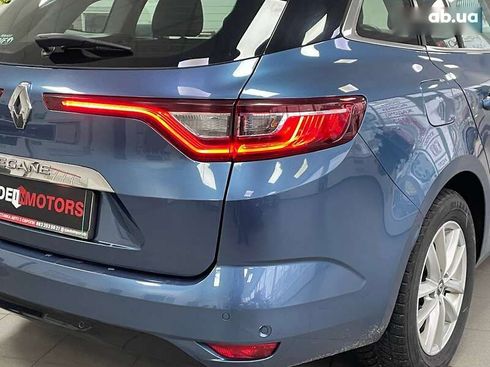 Renault Megane 2016 - фото 10