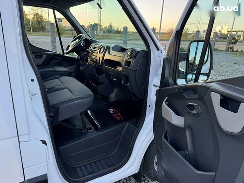 Renault Master 2018 - фото 24