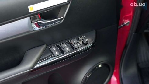 Toyota Hilux 2023 - фото 18