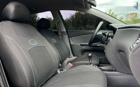 Kia Rio 2010 - фото 9
