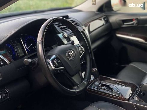 Toyota Camry 2014 - фото 4