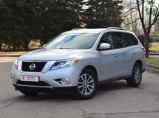 Купить Nissan Pathfinder бензин бу в Киеве - купить на Автобазаре
