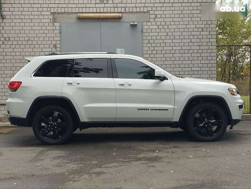 Jeep Grand Cherokee 2017 - фото 8