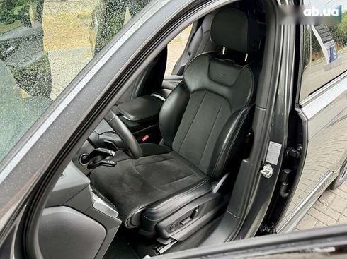 Audi Q7 2021 - фото 26