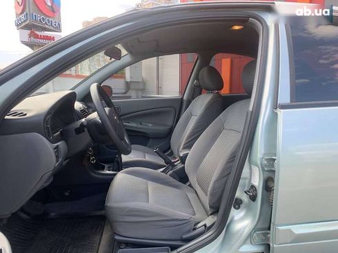 Nissan Almera 2007 - фото 9