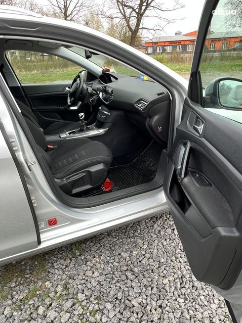 Peugeot 308 2014 - фото 3