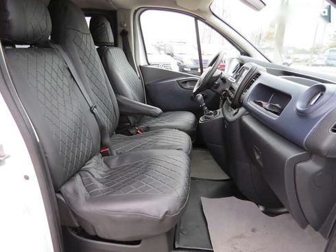 Opel Vivaro 2016 - фото 14