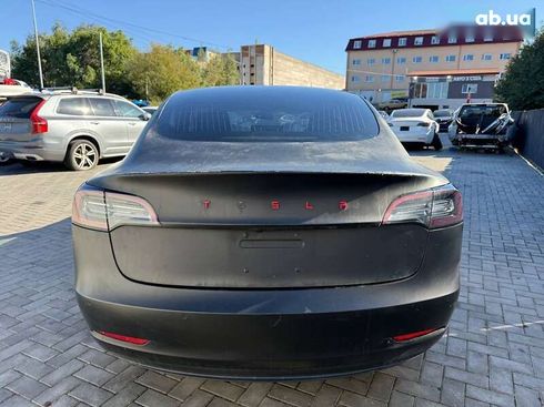 Tesla Model 3 2018 - фото 6