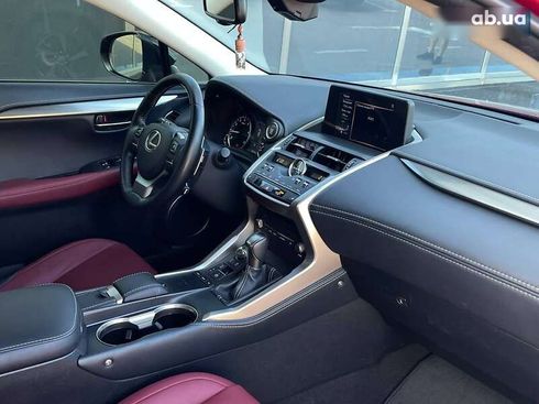Lexus NX 2020 - фото 17