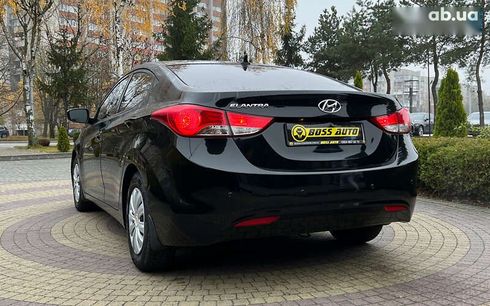 Hyundai Elantra 2013 - фото 5