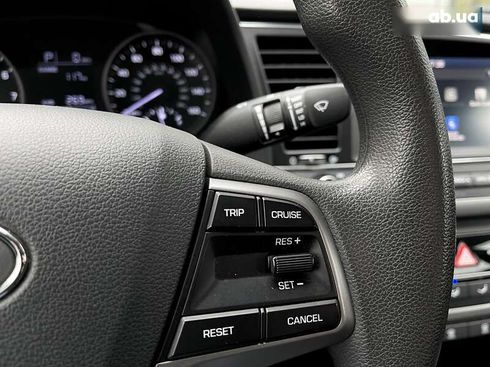 Hyundai Elantra 2018 - фото 23