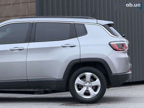 Jeep Compass 2018 - фото 14