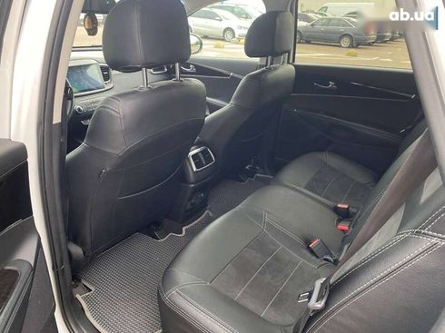 Kia Sorento 2017 - фото 10