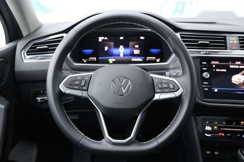 Volkswagen Tiguan 2022 - фото 19