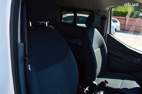 Nissan e-NV200 2016 - фото 20