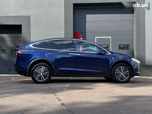 Tesla Model X 2017 - фото 10