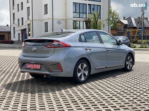 Hyundai Ioniq 2017 - фото 14