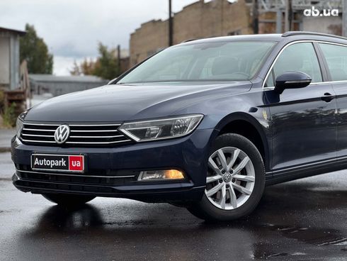 Volkswagen passat b8 2015 синий - фото 3