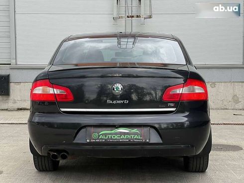 Skoda Superb 2012 - фото 7