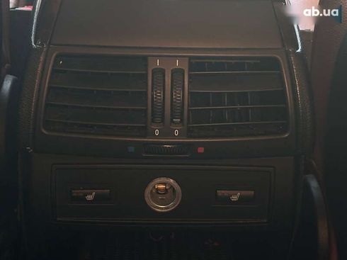 BMW X5 2010 - фото 12