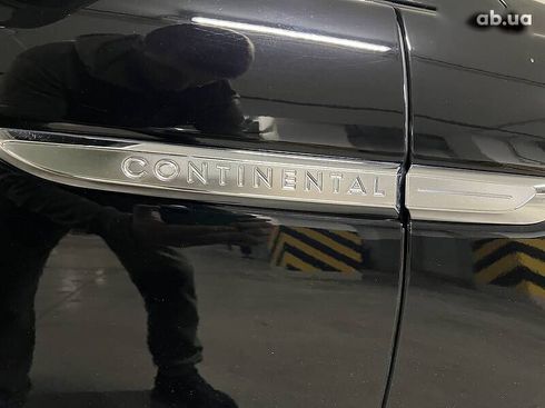 Lincoln Continental 2018 - фото 21