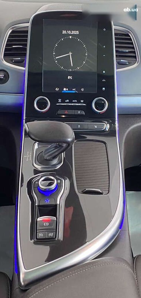 Renault Espace 2016 - фото 13