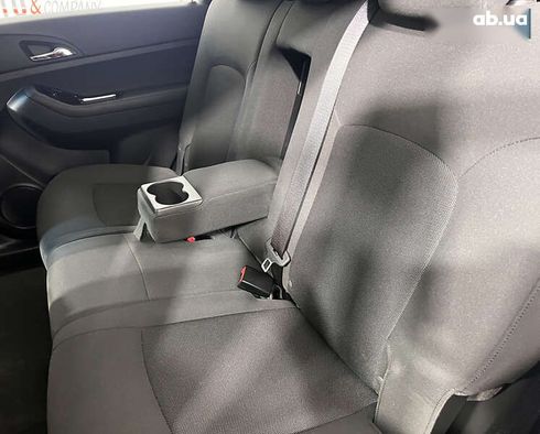 Chevrolet Orlando 2012 - фото 12