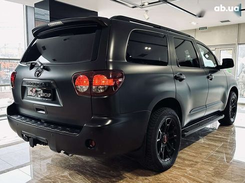 Toyota Sequoia 2021 - фото 8