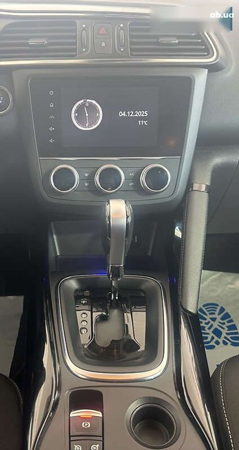 Renault Kadjar 2020 - фото 14