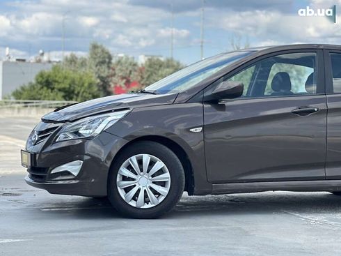 Hyundai Accent 2016 - фото 6