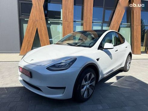 Tesla Model Y 2023 - фото 2
