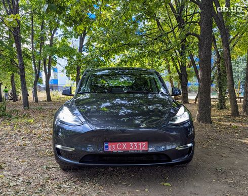 Tesla Model Y 2022 серый - фото 10