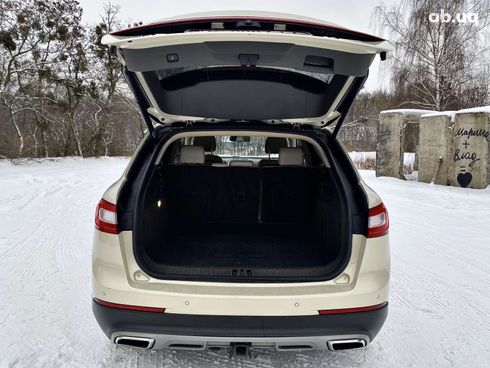 Lincoln MKX 2016 бежевый - фото 7