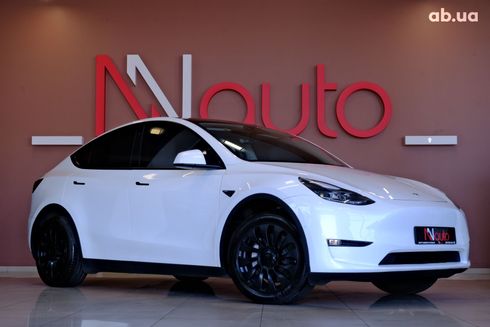 Tesla Model Y 2023 белый - фото 4