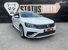 Продажа б/у Volkswagen Passat 2017 года в Виннице - купить на Автобазаре