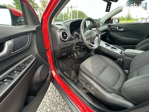 Hyundai Kona Electric 2021 - фото 29