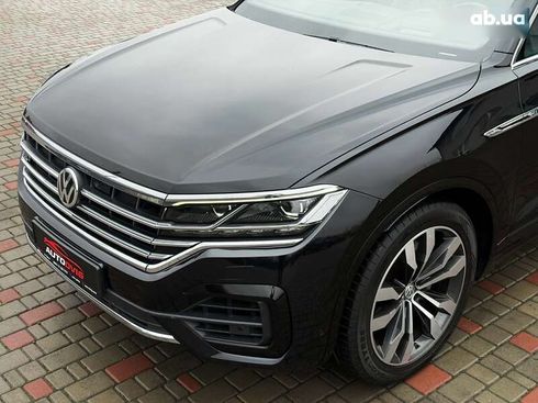 Volkswagen Touareg 2018 - фото 12