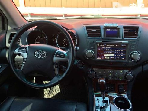 Toyota Highlander 2010 - фото 13