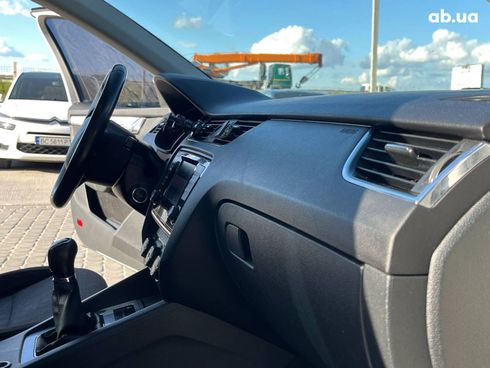 Skoda Octavia 2014 белый - фото 23